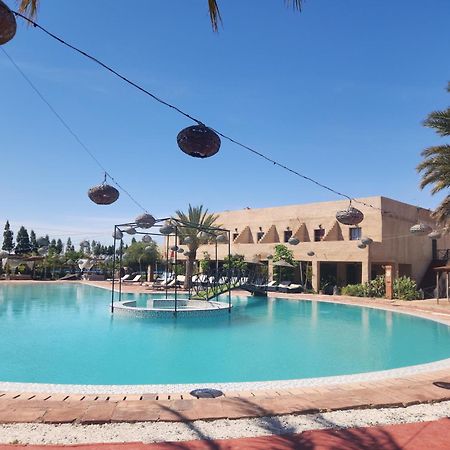 Bed and Breakfast Les Jardins D Amizmiz 6 Piscines Wawizelte Экстерьер фото